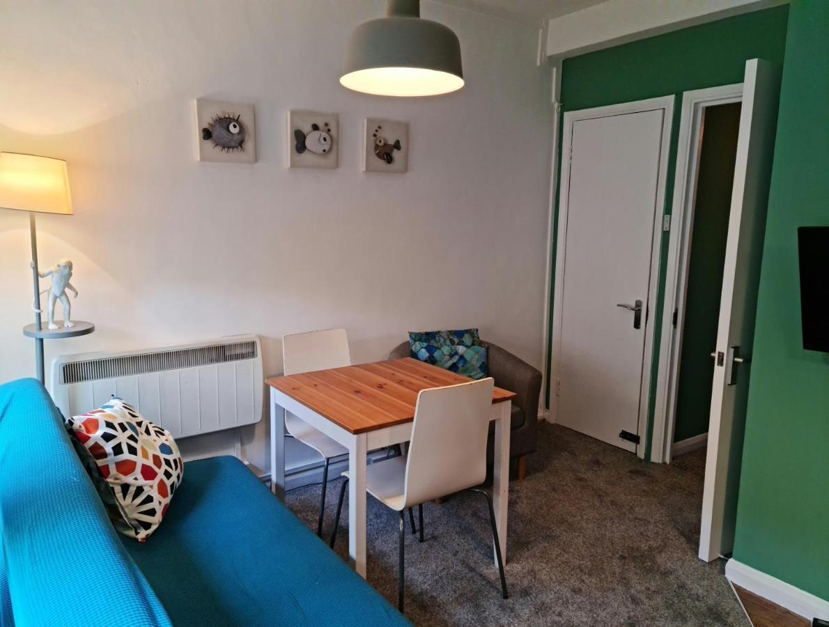 Elegant 1-Bedroom Apartment In Camden Town Лондон Экстерьер фото